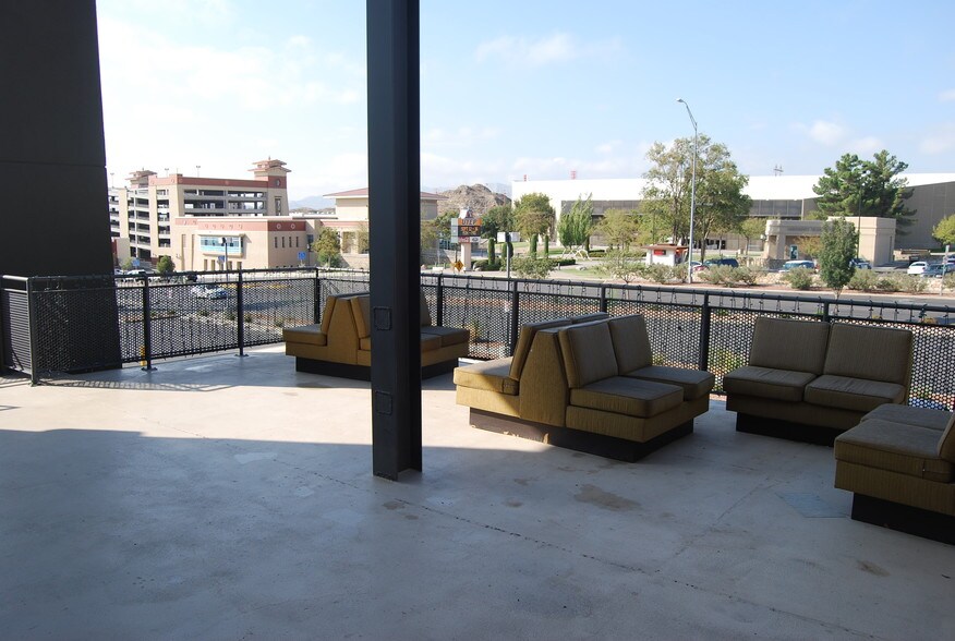 More Photos Of 2900 N Mesa St, El Paso Unknown For Sale