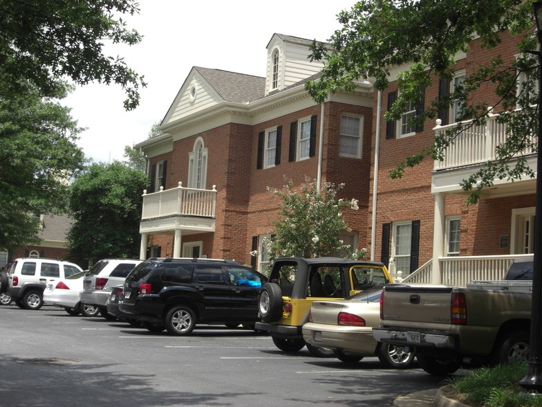 More Photos Of 920 Holcomb Bridge Rd, Roswell Office For Lease