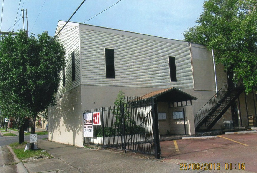 Primary Photo Of 827 Causeway Blvd, New Orleans Office Residential For Lease