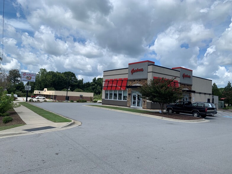 Primary Photo Of 3820 M L King Jr Blvd, New Bern Restaurant For Sale