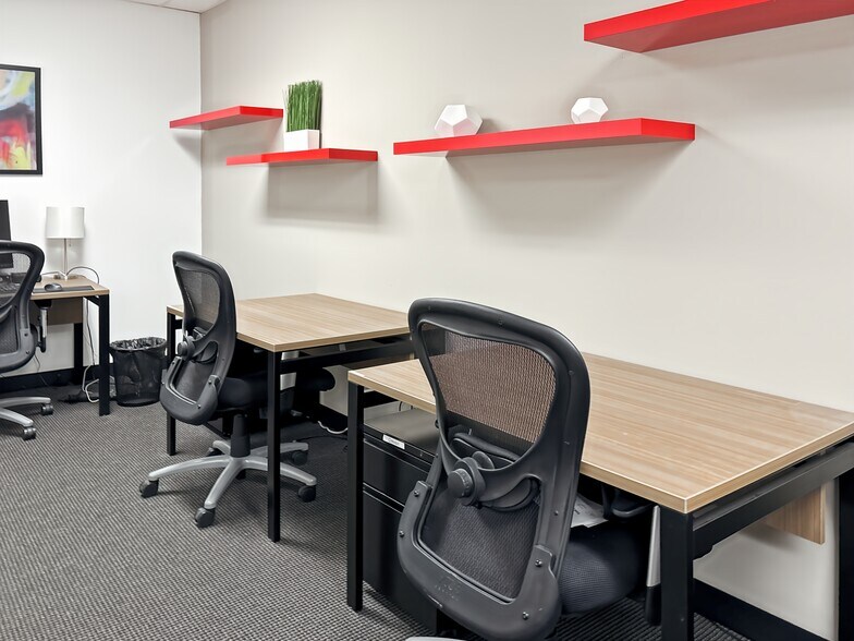More Photos Of 1202 NE McClain Rd, Bentonville Coworking Space