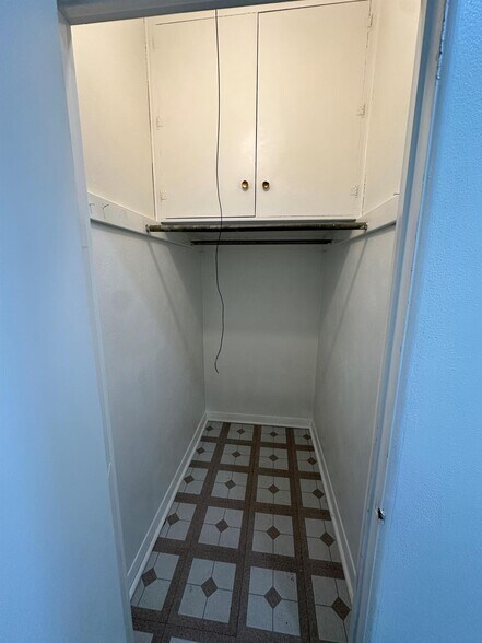 More Photos Of 24-26 S Galena Ave, Freeport Apartments For Sale