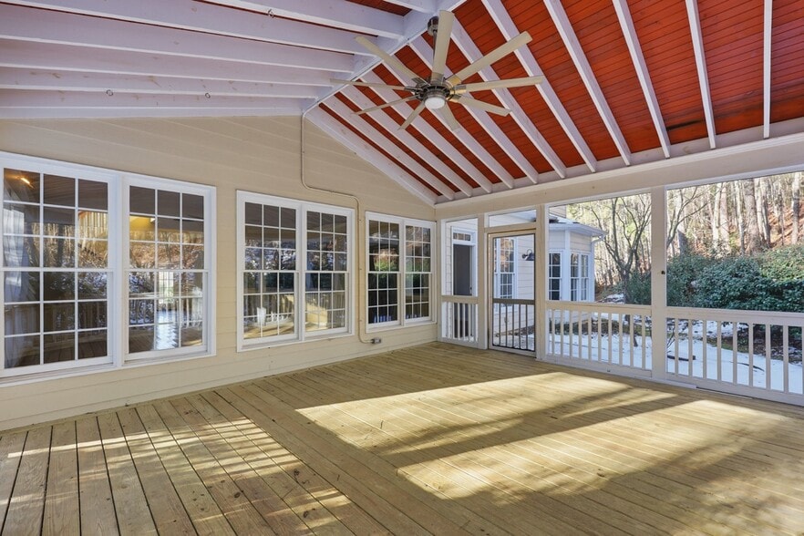 More Photos Of 6470 Georgia 400, Cumming Medical For Sale