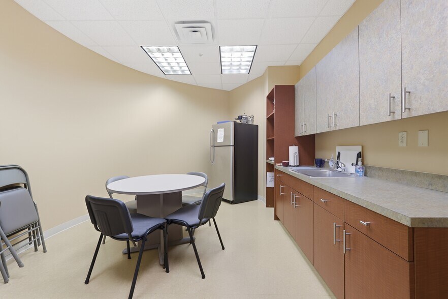 More Photos Of , Jacksonville Office For Sale