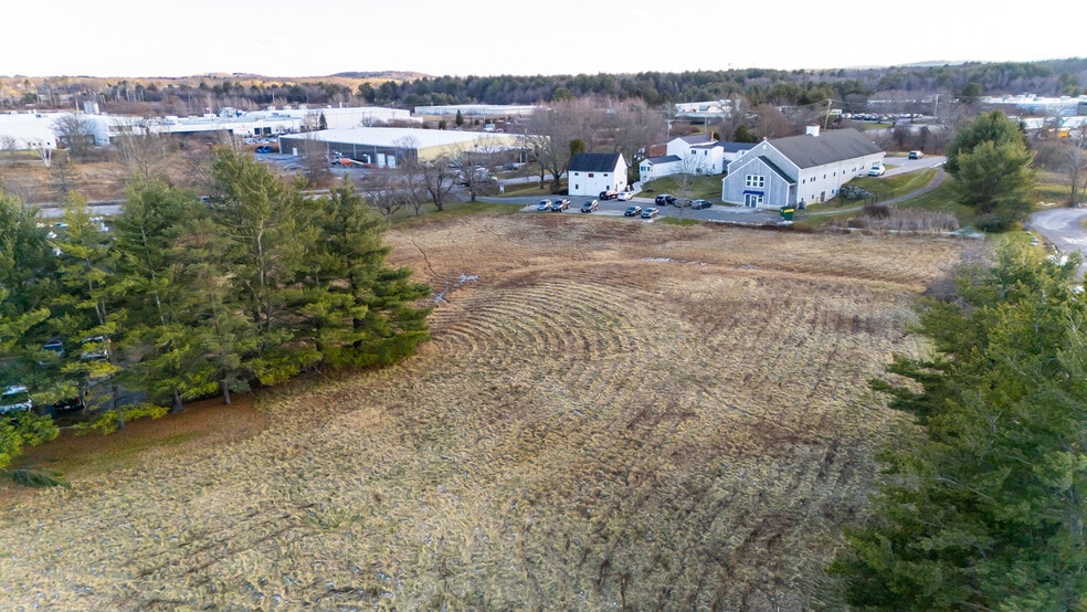 More Photos Of 116 Parker St, Newburyport Manufacturing For Sale
