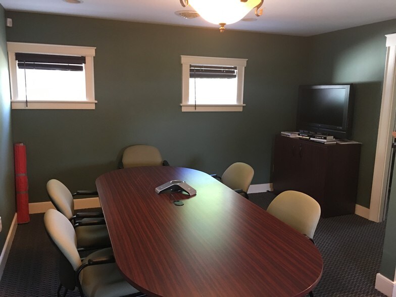 More Photos Of 1585 Rt-146, Rexford Office For Sale