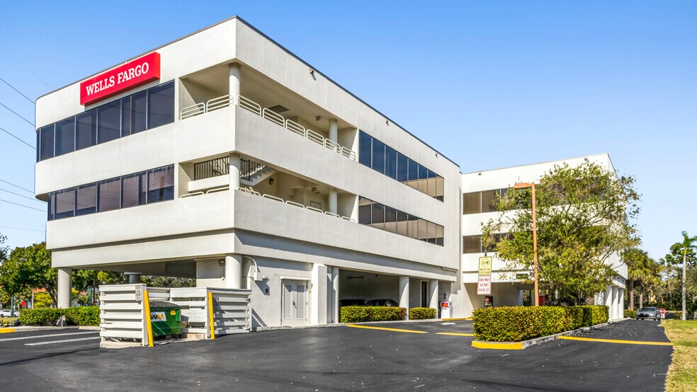 More Photos Of 250 Tequesta Dr, Tequesta Office For Sale