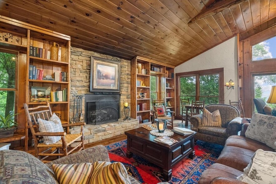 More Photos Of 9440 GA-52, Chatsworth Hospitality For Sale