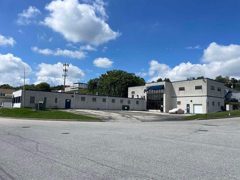 Primary Photo Of 7 Union Hill Rd, West Conshohocken Warehouse For Sale
