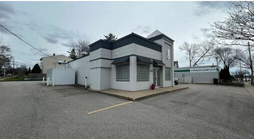 Primary Photo Of 2027 S Main St, Akron Fast Food For Sale