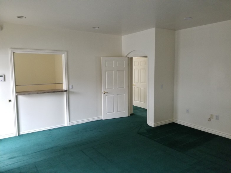 More Photos Of 893 24th St, Ogden Office For Lease