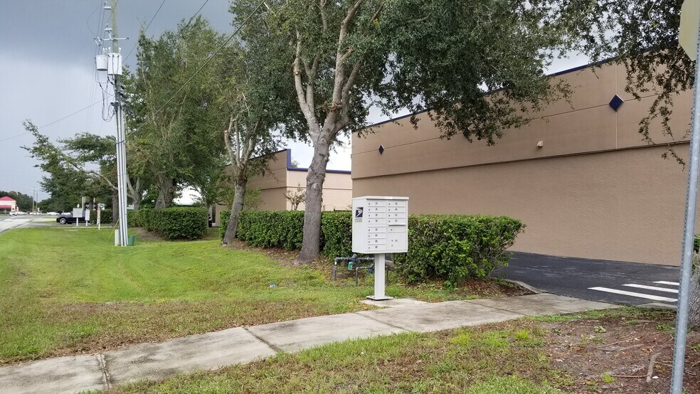 More Photos Of 1424 Hamlin Ave, Saint Cloud Unknown For Lease