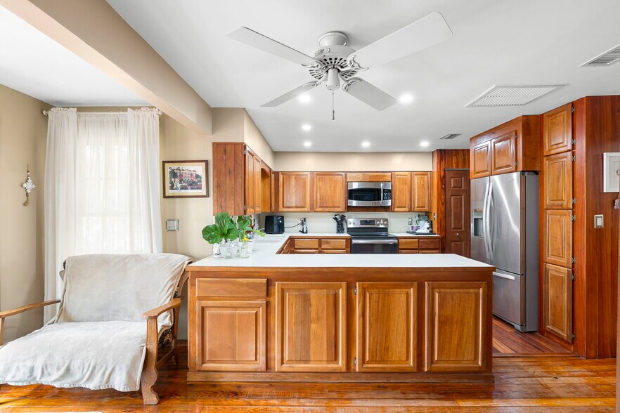 More Photos Of 1056 Reynolds Rd, De Leon Springs Specialty For Sale