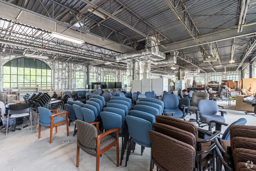 More Photos Of 4853 Pulaski Hwy, Perryville Office For Lease