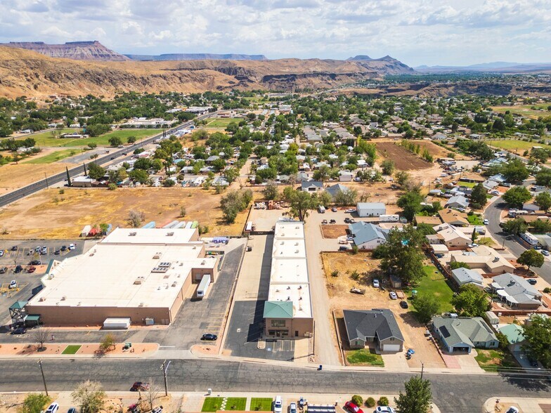 More Photos Of 195 W 500 N, La Verkin Warehouse For Sale
