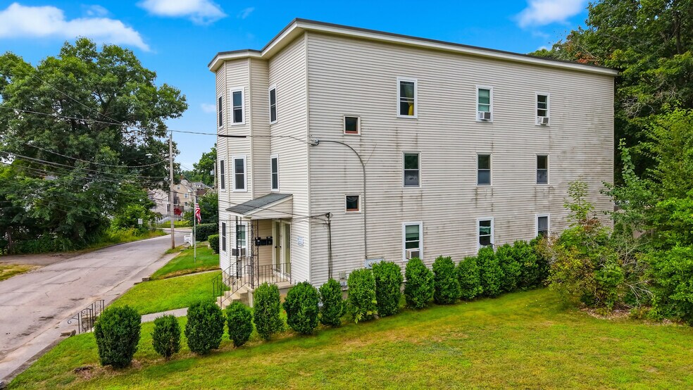 More Photos Of 61 B St, Manchester Multifamily For Sale