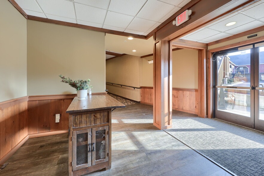 More Photos Of 3610 Newport rd, Intercourse Specialty For Lease