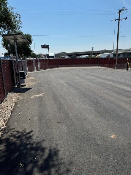 More Photos Of 501 W 900 S, Salt Lake City Land For Lease