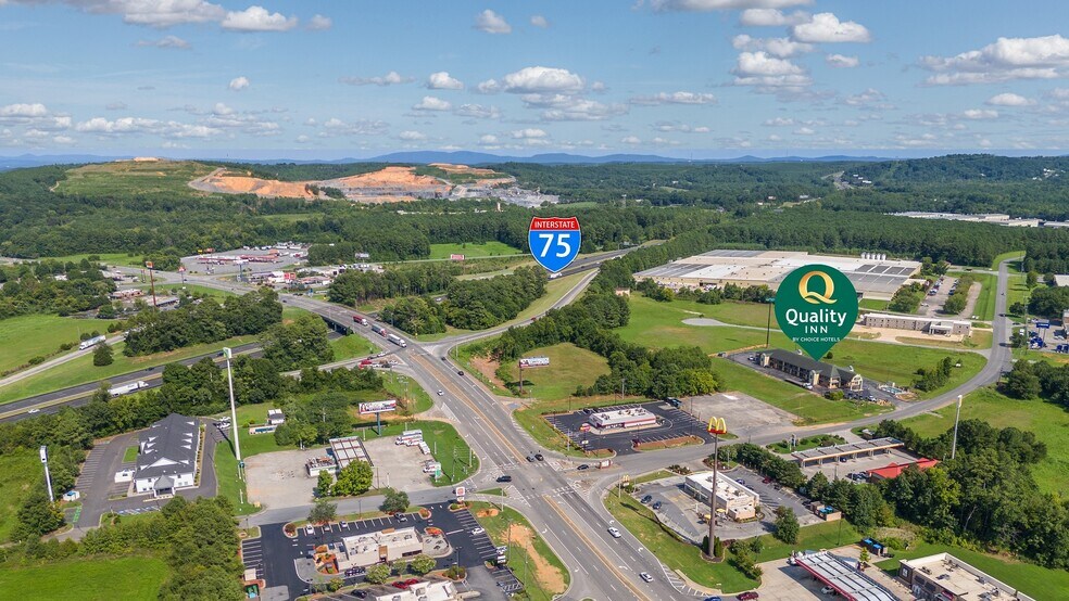 More Photos Of 107 Princeton Blvd, Adairsville Hotel For Sale