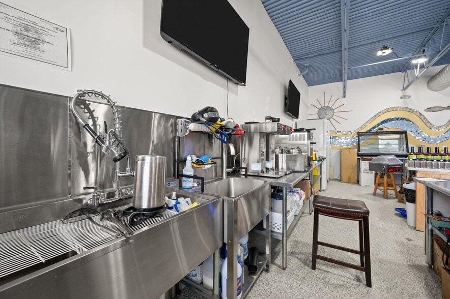 More Photos Of 8880 A1A S, Saint Augustine General Retail For Sale