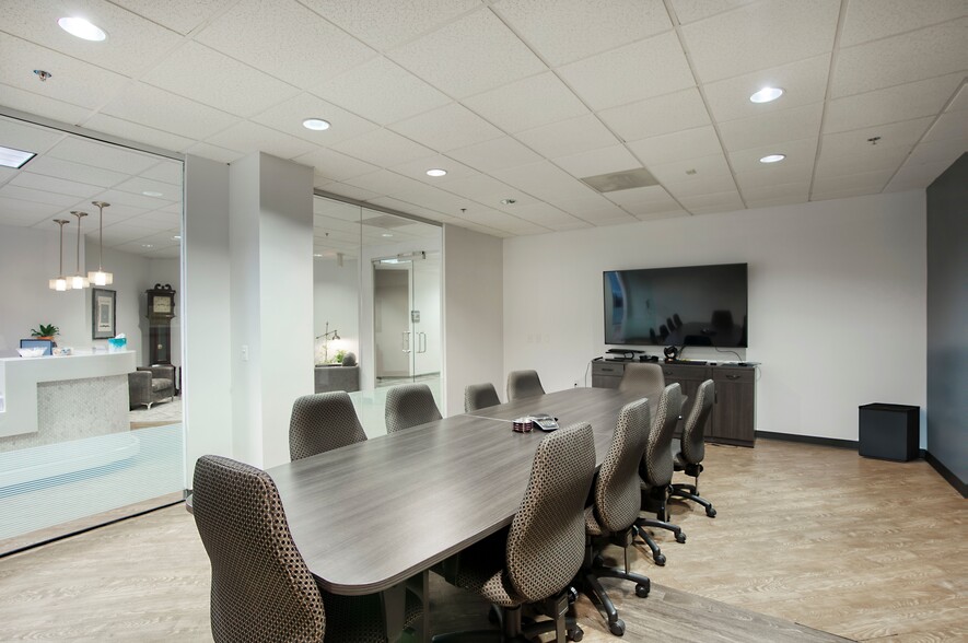 More Photos Of 4222 E Thomas Rd, Phoenix Medical For Sale