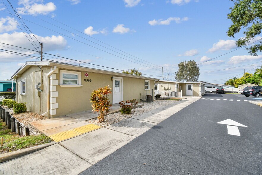 More Photos Of ,  Office For Sale