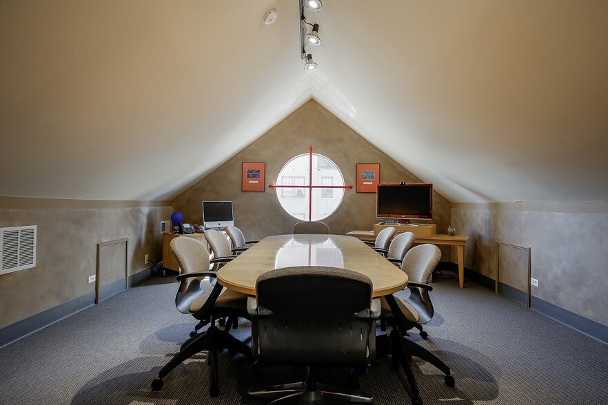 More Photos Of 5222 Main St, Downers Grove Office For Sale