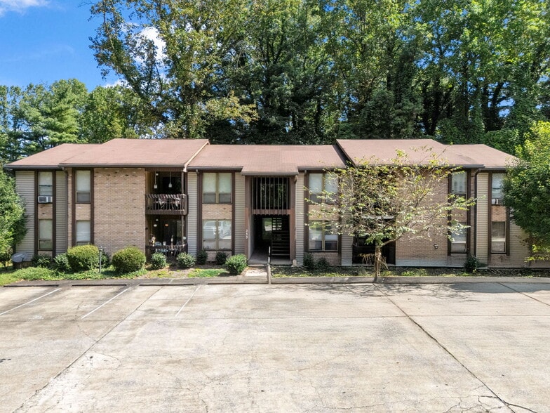 More Photos Of , Hendersonville Multifamily For Sale