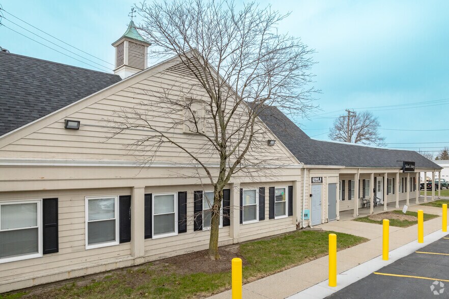 More Photos Of 705 Conant St, Maumee Loft Creative Space For Sale