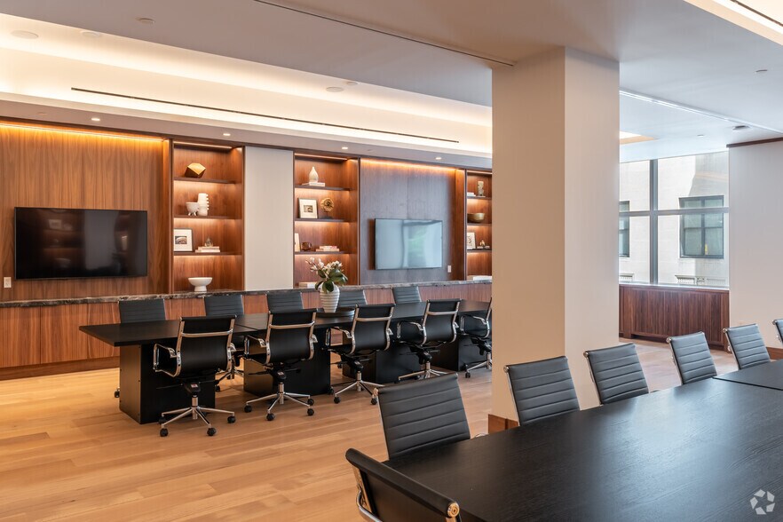 More Photos Of 340 Madison Ave, New York Office For Lease