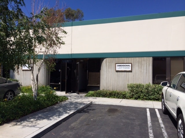 More Photos Of 117-223 Viking Ave, Brea Warehouse For Lease