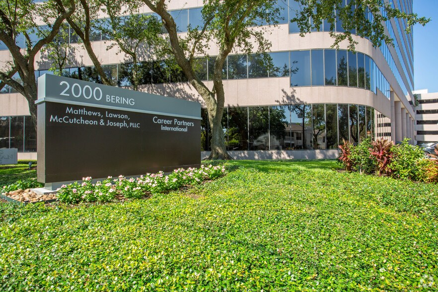 More Photos Of 2000 Bering Dr, Houston Office For Lease