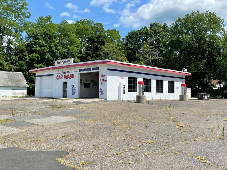 More Photos Of 21 Windsor Ave, Vernon Rockville Service For Sale