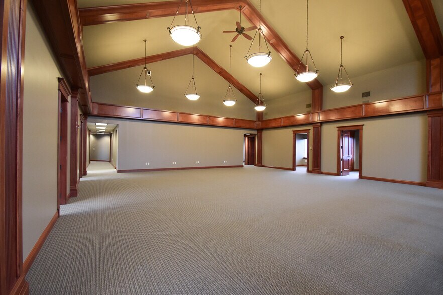 More Photos Of 8600 Transit Rd, Buffalo Medical For Lease