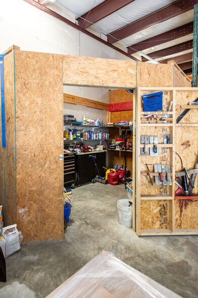 More Photos Of 3005 US Highway 84, Blackshear Storefront For Lease