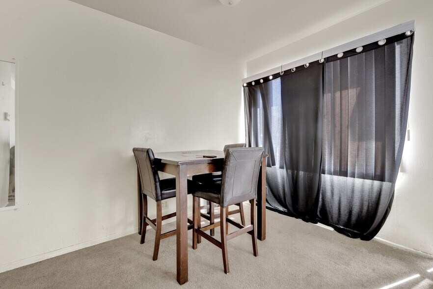 More Photos Of 601 E Rice St, Blythe Apartments For Sale