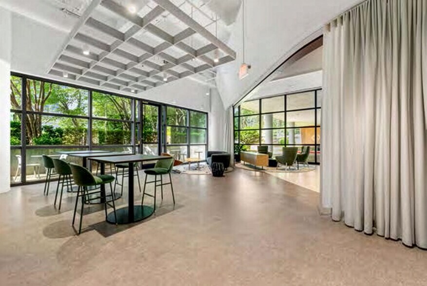 More Photos Of 3101 Towercreek Pkwy SE, Atlanta Office Residential For Lease