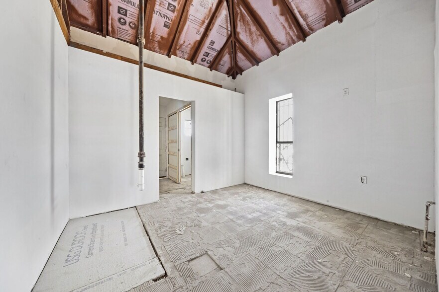 More Photos Of 211 S Piedras, El Paso Loft Creative Space For Sale
