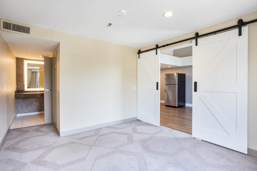 More Photos Of 11260 Point East Dr, Rancho Cordova Apartments For Sale