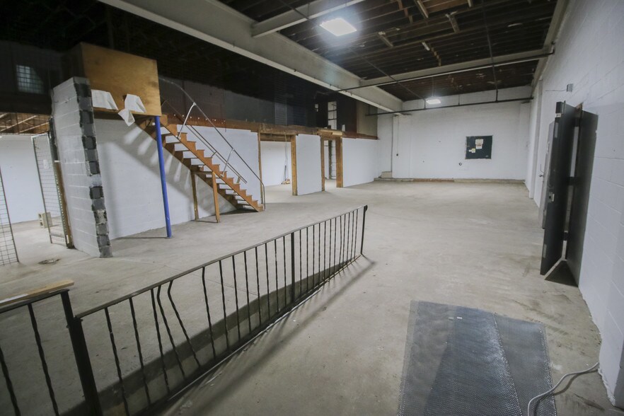 More Photos Of 1206 Route 130 N, Burlington Light Distribution For Lease