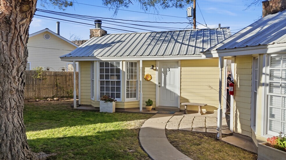 More Photos Of 201 N State St, Fort Davis Hotel For Sale