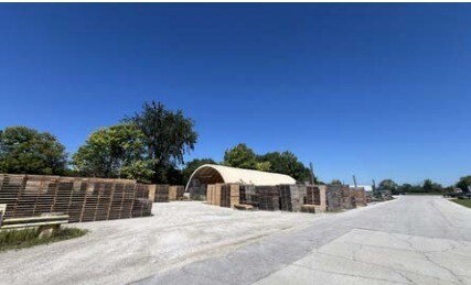 More Photos Of 458 2nd Ave, Tiffin Manufacturing For Sale