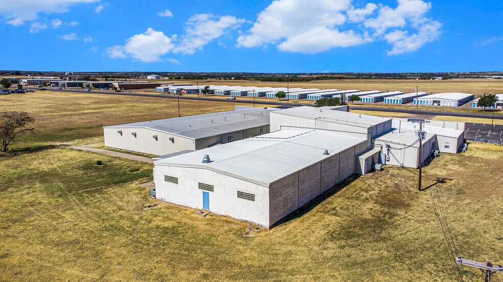 More Photos Of 1014 N Nolan River Rd, Cleburne Medical For Sale