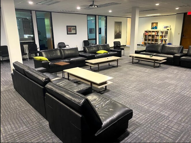 More Photos Of 3409 Executive Center Dr, Austin Unknown For Lease