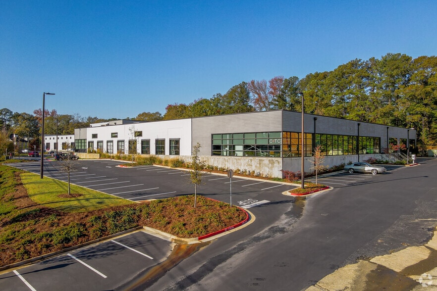 More Photos Of 2700 Apple Valley Rd NE, Atlanta Loft Creative Space For Lease