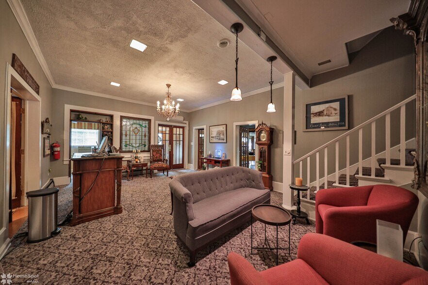 More Photos Of 2468 Route 390, Canadensis Hospitality For Sale