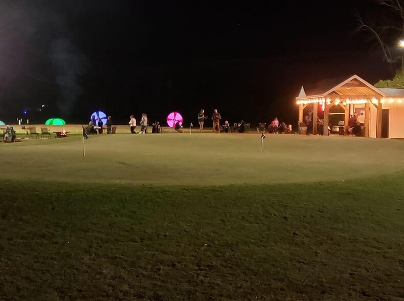 More Photos Of 2368 Country Club Dr, Hampstead Golf Course Driving Range For Sale