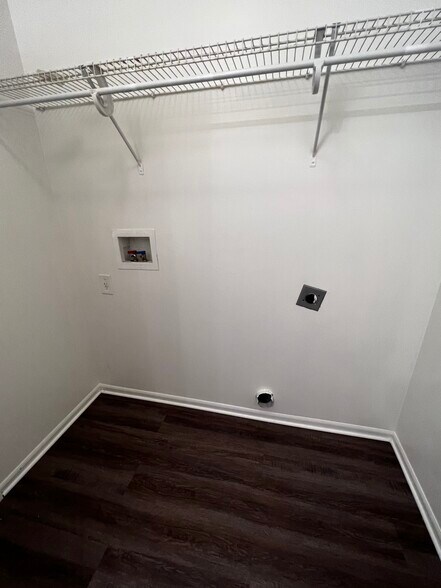 More Photos Of 3005-3033 S Shrank Cir, Independence Apartments For Sale