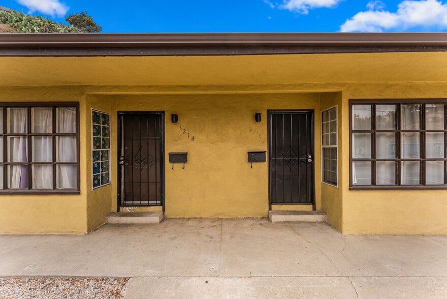 More Photos Of 3206-3216 Reynard Way, San Diego Apartments For Sale