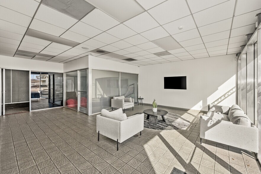 More Photos Of 8559 Artesia Blvd, Bellflower Auto Dealership For Sale